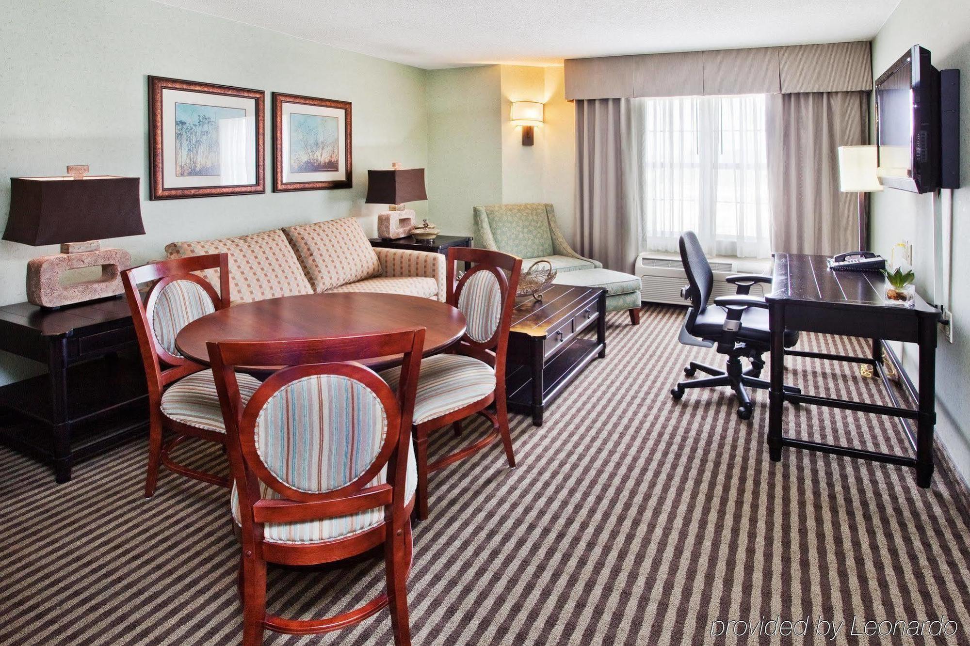 Holiday Inn Express Hotel & Suites Atlanta Buckhead By Ihg Exteriér fotografie